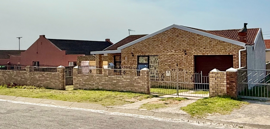 3 Bedroom Property for Sale in Hillside Eastern Cape